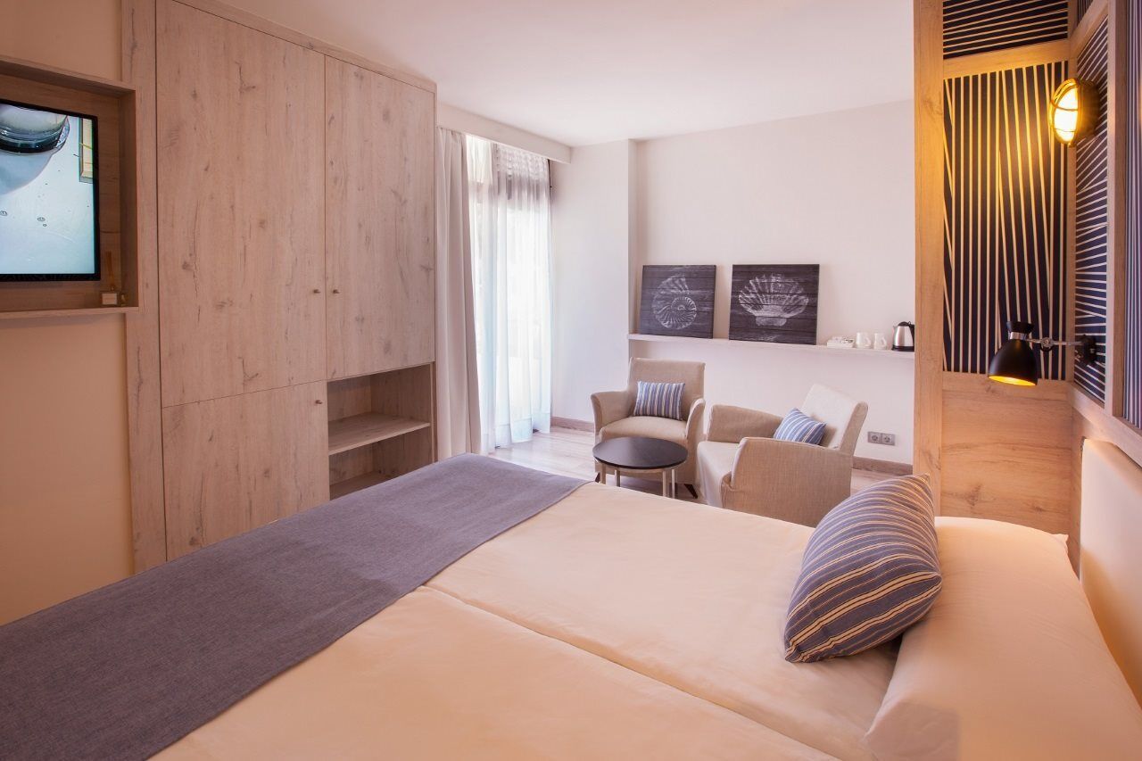 Corallium Beach By Lopesan Hotels - Adults Only San Agustin  Exterior photo